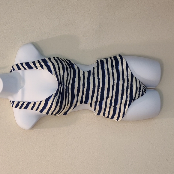 Tori Praver EUC Seafoam monokini with side cutouts - Picture 3 of 15